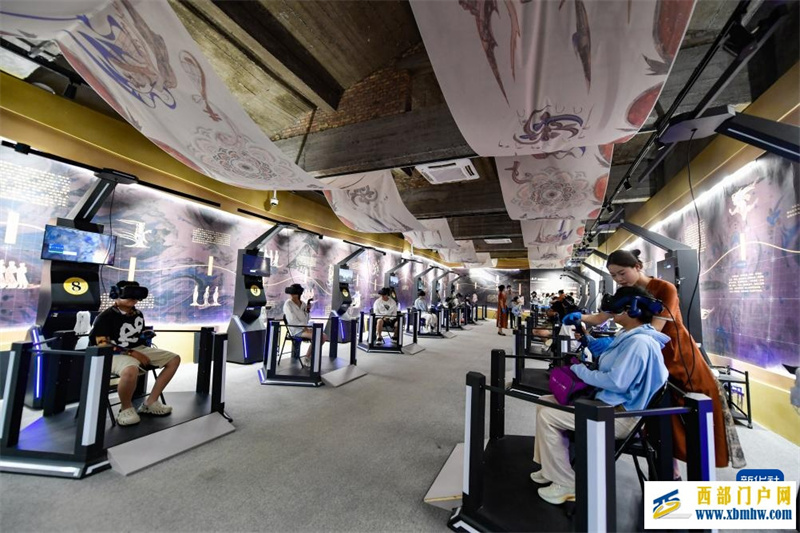 敦煌：镶嵌在沙漠里的绿宝石(图7)