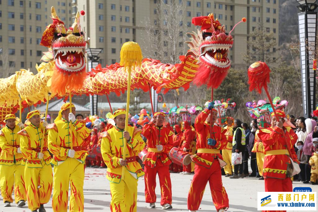 甘肃多地社火闹新春(图3) 甘肃多地社火闹新春(图3)