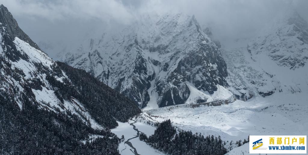 西藏白普隆沟:在漫天风雪中追寻春天(图6) 西藏白普隆沟:在漫天风雪中追寻春天(图6)